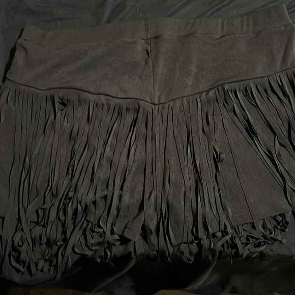 Beautiful top and bottom set from SHEIN! Soft and breathable quality - Picture 3 of 3